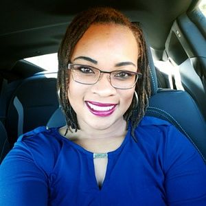 Meet your Posher, Clarissa